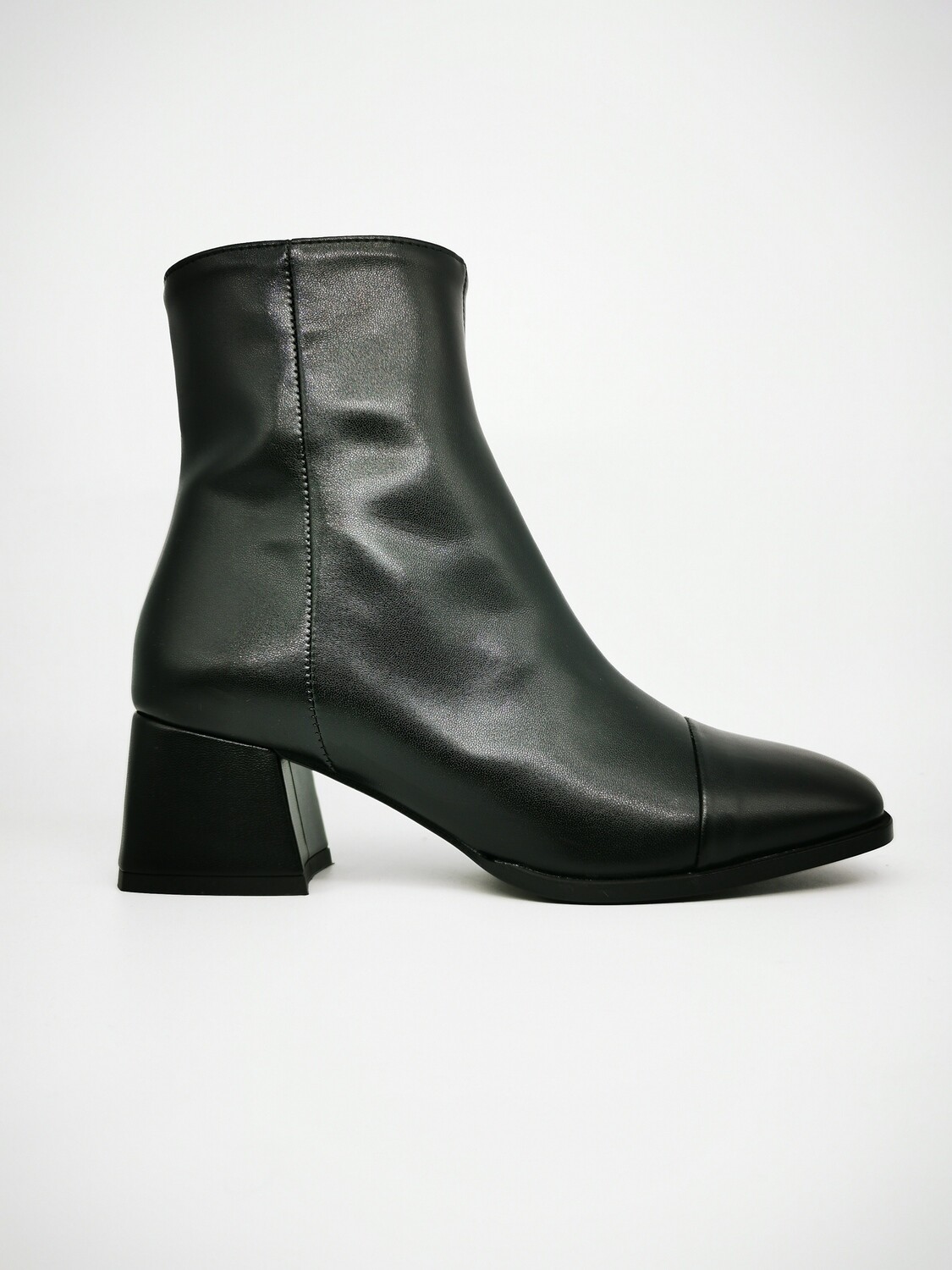 stivaletti-tacco-basso-342kmk-1.jpg